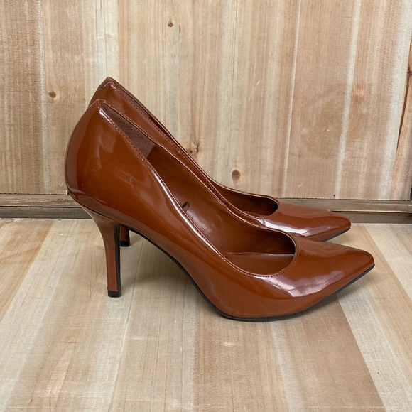 Nine West Shoes - Nine West Rust Brown Heels